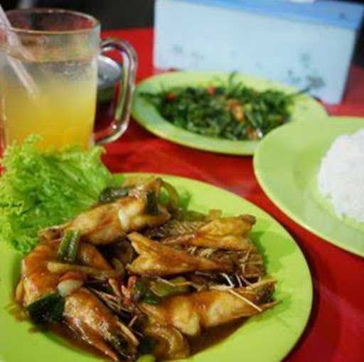 Seafood 68 & Nasi Goreng Ayam Kremes 10