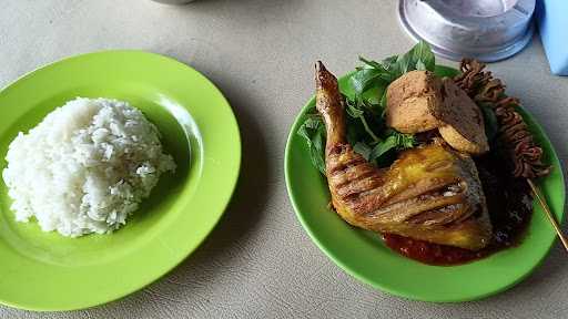 Seafood & Nasi Uduk Bajong Makmur 14 9