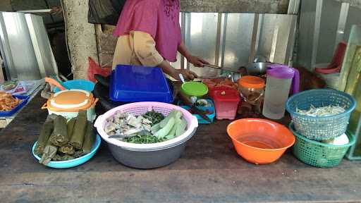 Warung Gado Gado Lontong 1