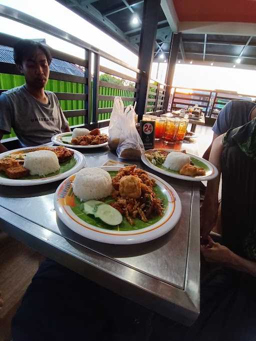 Ayam Penyet Surabaya Cilacap 9