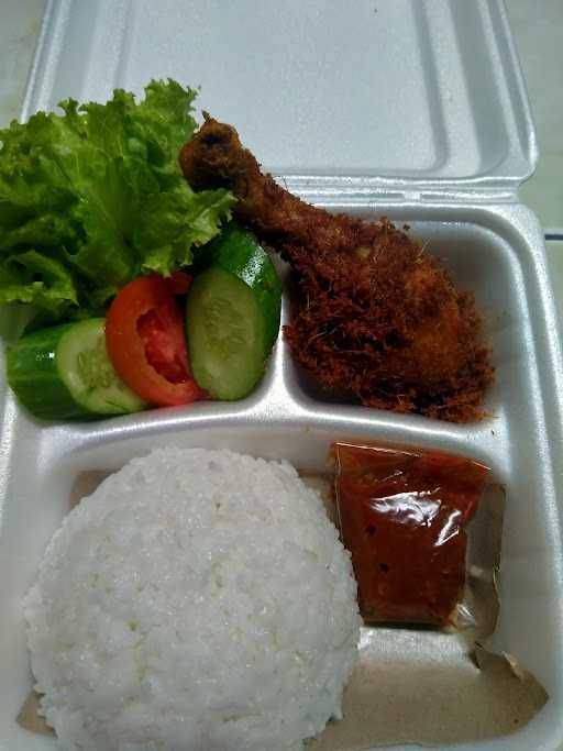 Dk.Ayam Goreng Laos 2