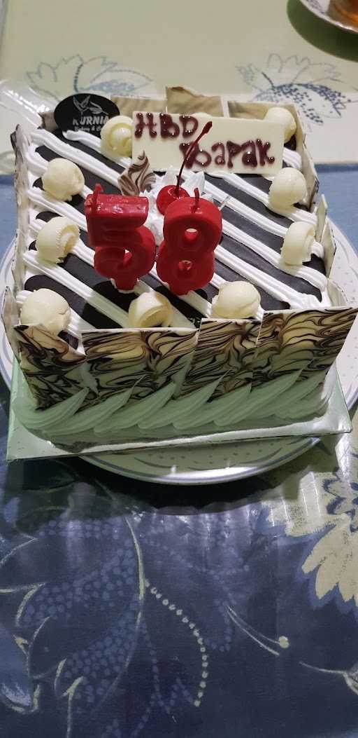 Kurnia Bakery & Cake 6