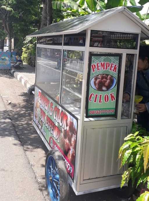 Pempek & Cilok P. Effendi 2