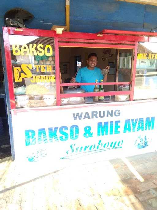 Bakso & Mie Ayam Suroboyo 4