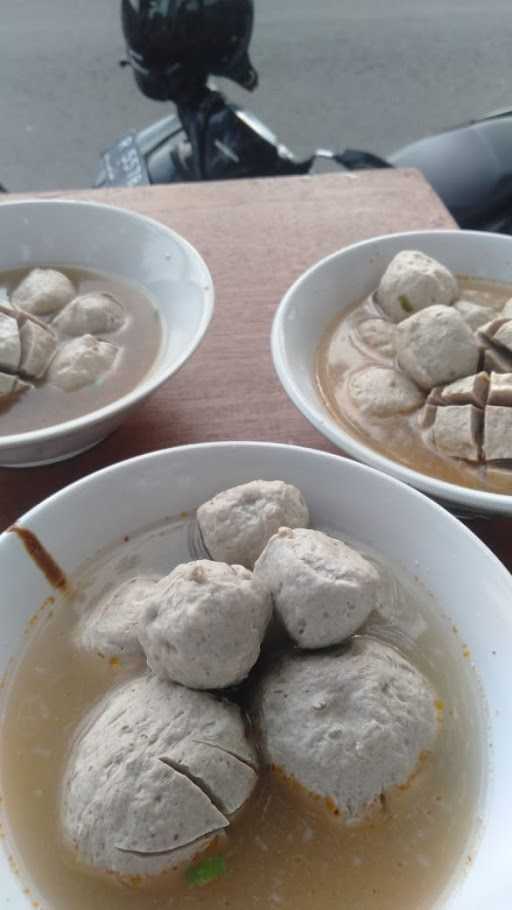 Baso Ikan Bercahaya 1