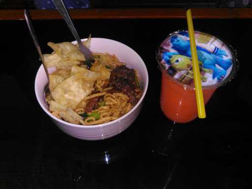 Mie Ayam Lesehan Bang Umar 6