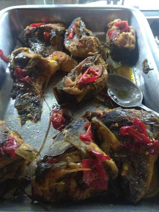 Ayam Bakar, Goreng / Maranggi Ibu Heni 5