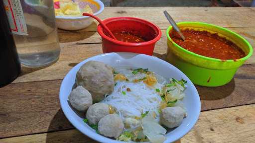 Baso & Mie Ayam Lestari 9