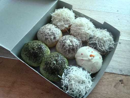 Donat Embull Bayubud 9