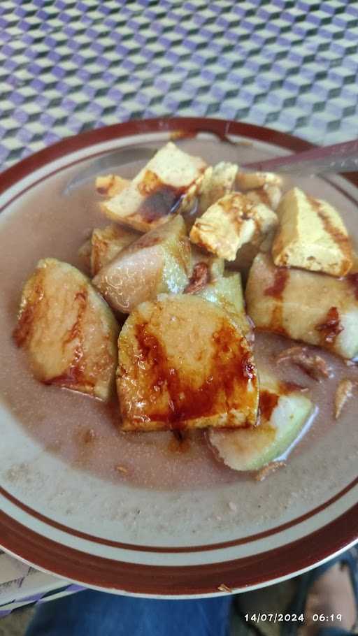 Kuah Lontong Tahu 4