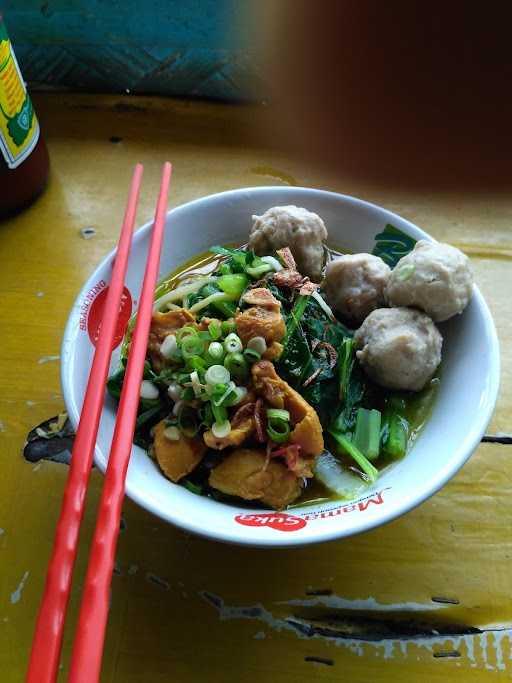 Mie Ayam & Bakso Sule 3