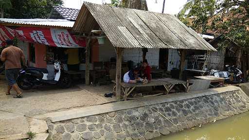 Cafe Pojok Kali 6