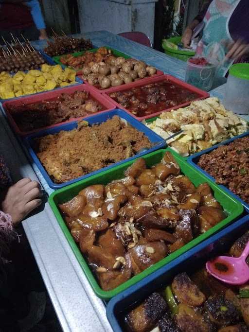 Nasi Uduk Yayu 1