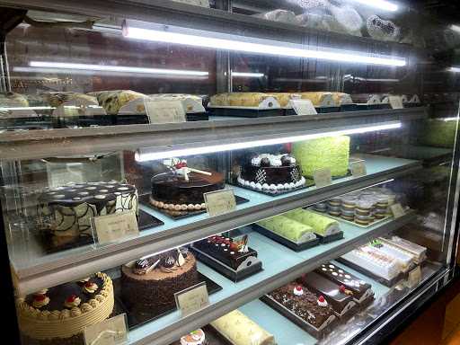 Jerin Cake & Bakery 4