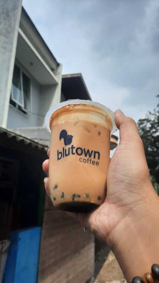 Blutown - Tb Simatupang 5