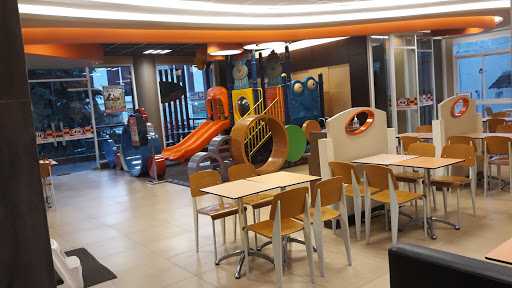 A&W Restoran - Pondok Labu 6