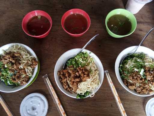 Mie Ayam Donoloyo 8