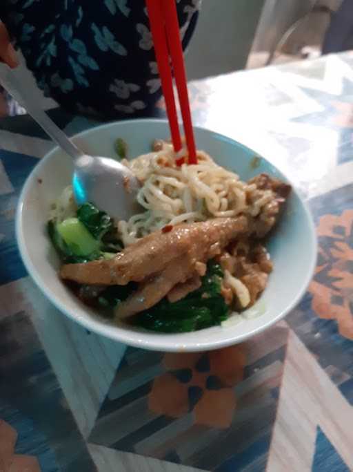 Mie Ayam Rr 8