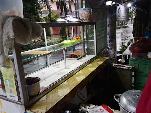 Warung Nasi Rames Bu Erni 10