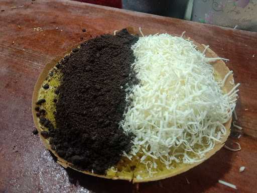 Martabak Adinda & Roti Bakar Khas Bandung 6