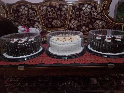 Salsabila Cake 2