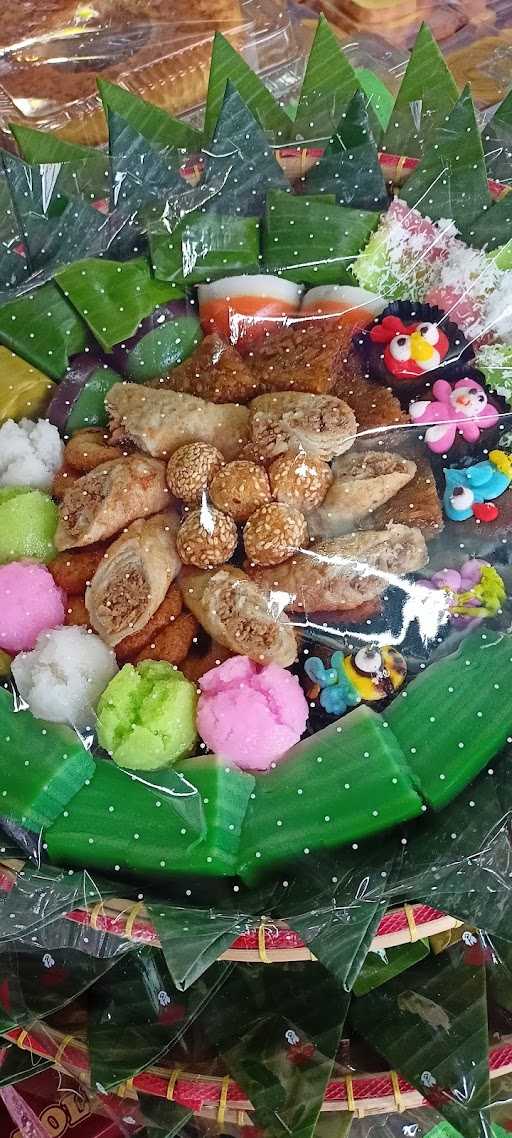 Kue Basah Ciledug 4