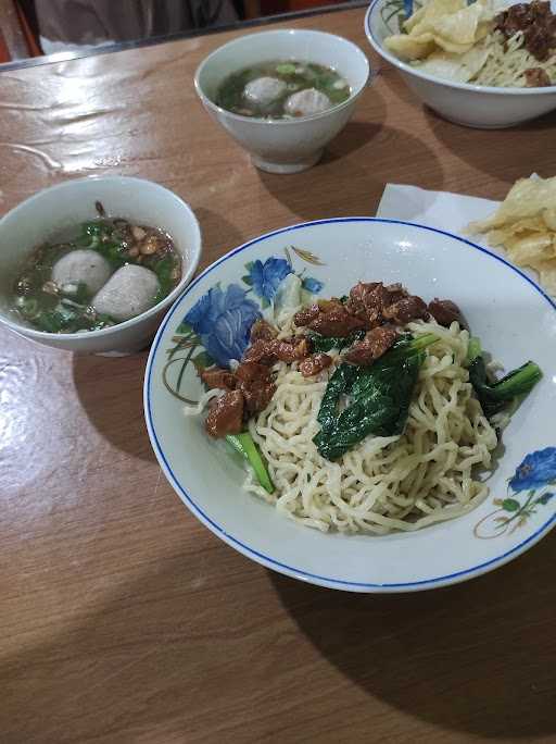 Bakso & Mie Ayam Jamus 354 9