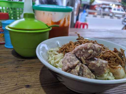 Mie Bakso Podomoro 4