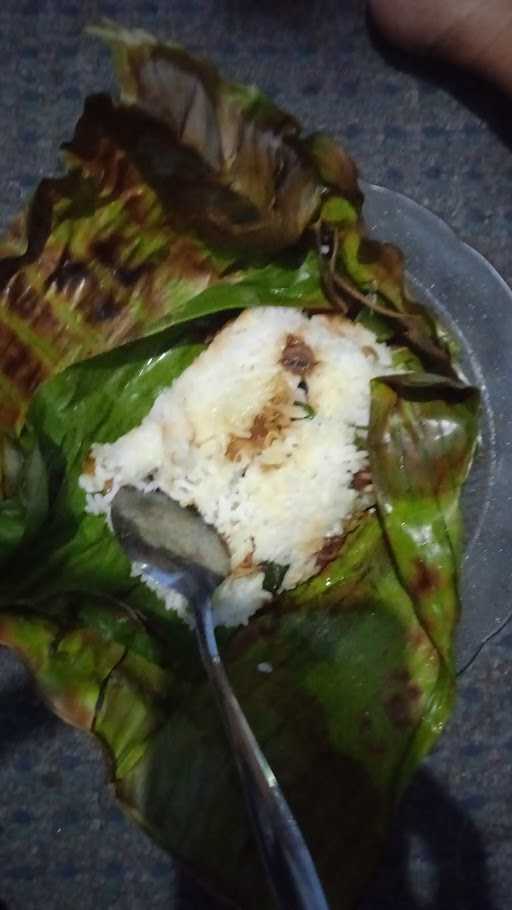 Nasi Bakar Mama Misha 1