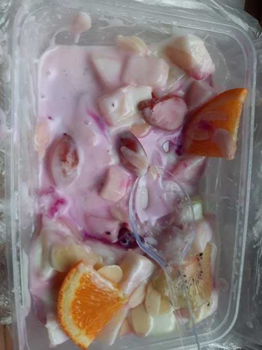 Salad Buah D'Hust Ciledug 2