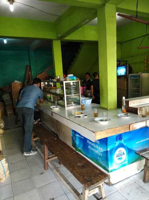 Warung Nasi Uduk Bang Upai 4