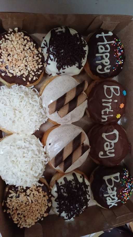 A... Ini Donat 6