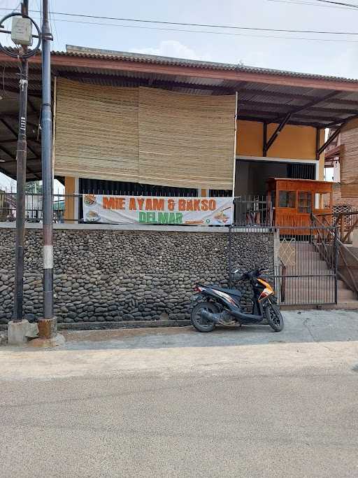 Mie Ayam Bakso Delmar 5