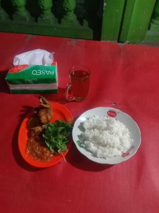 Pecel Lele Dan Pecel Ayam 2