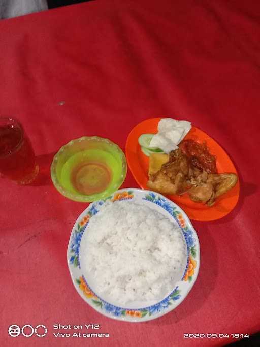 Pecel Lele Dan Pecel Ayam 8