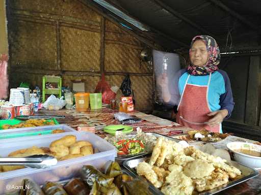 Warung Tenda Biru 6