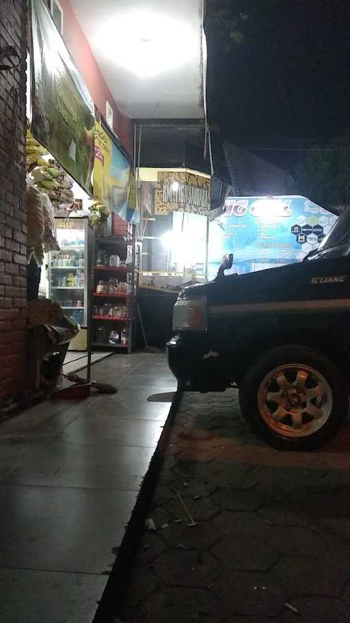 Rumah Makan Tiga Saudara 5