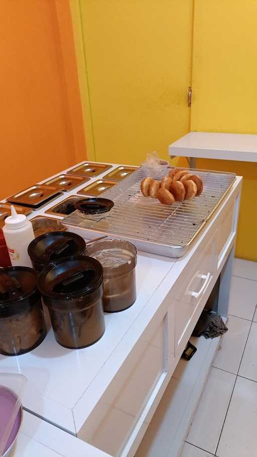 Bareto Donuts Kotawisata 2