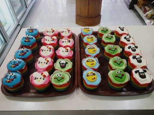 Maesa Cake & Bakery Griya Alam Sentosa 2