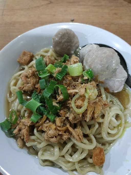 Bakso & Mie Ayam Goyang Lidah 7