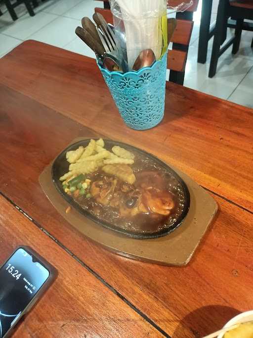 Bawain Steak - Cileungsi 4