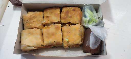 Martabak Pelangi 8