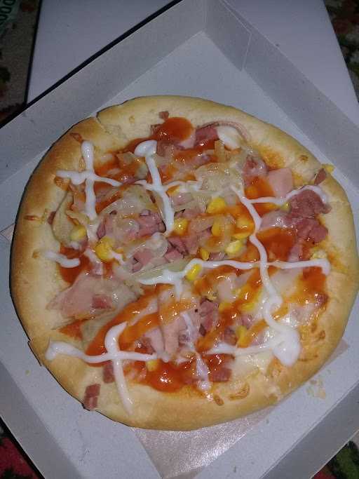 Menara Pizza 1