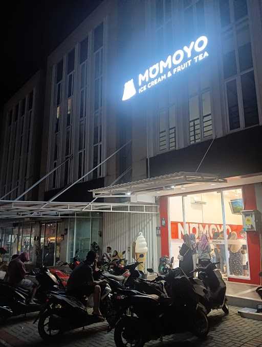 Momoyo 4