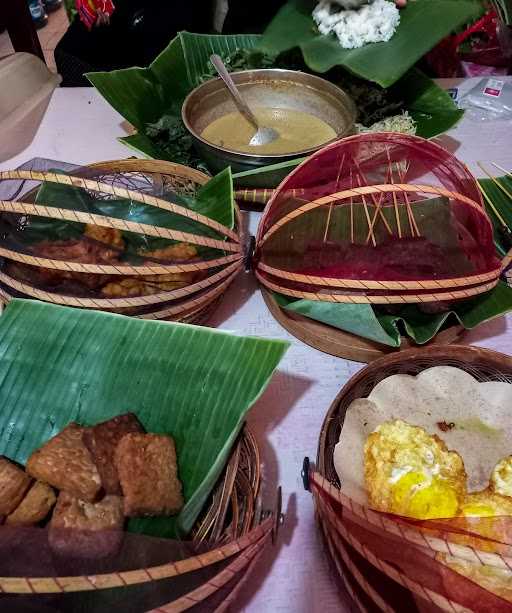 Pecel Pincuk Bu Tinuk 4