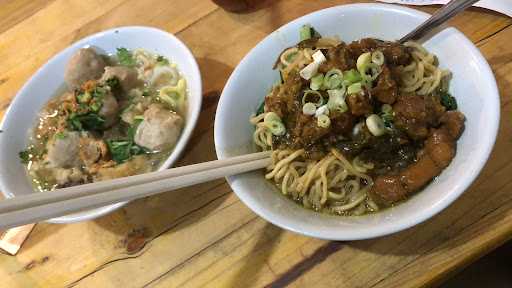 Warok Bakso Cileungsi 10