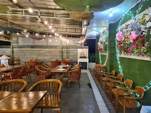 Warung Kebun 8