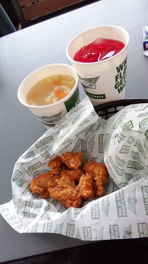 Wingstop Living World Kota Wisata 2