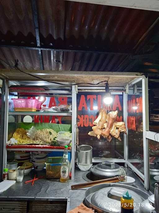 Agita Baso 10