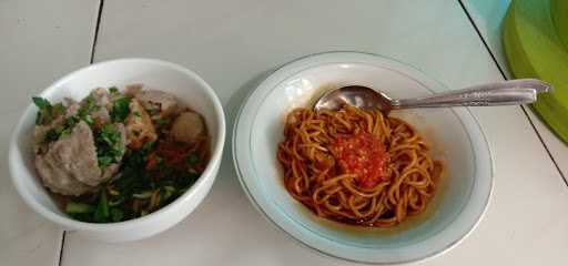 Baso & Mie Ayam Cikal 10